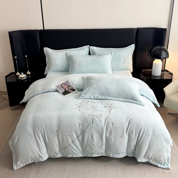 91家纺网 家纺一手货源 找家纺 （总）保罗圣迪奥 2025新款230克全消光牛奶绒四件套-沐夏