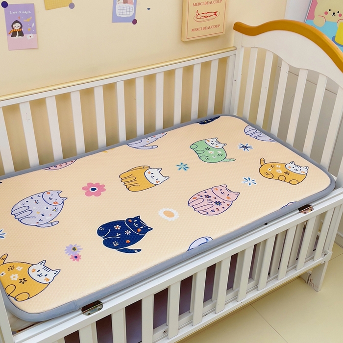 91家纺网 家纺一手货源 找家纺 小叮当家纺仓储工厂店 2025新款A版冰豆豆B版针织婴童双面两用床垫床褥 小猫