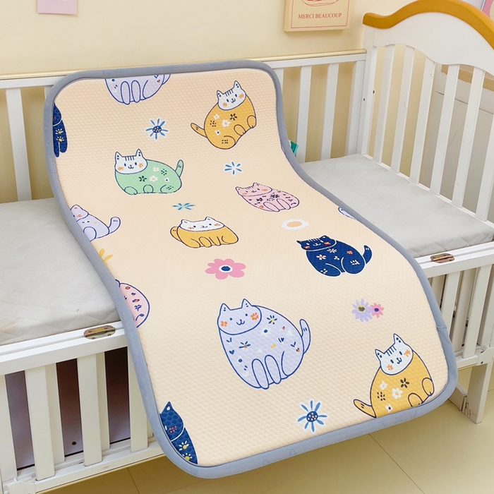 91家纺网 家纺一手货源 找家纺 小叮当家纺仓储工厂店 2025新款A版冰豆豆B版针织婴童双面两用床垫床褥 小猫