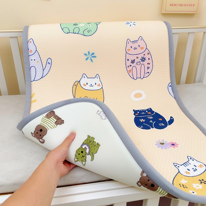 91家纺网 家纺一手货源 找家纺 小叮当家纺仓储工厂店 2025新款A版冰豆豆B版针织婴童双面两用床垫床褥 小猫