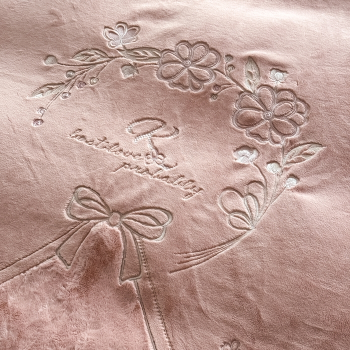 91家纺网 家纺一手货源 找家纺 保罗圣迪奥 2025新款230克全消光牛奶绒四件套-沐夏 沐夏-粉色