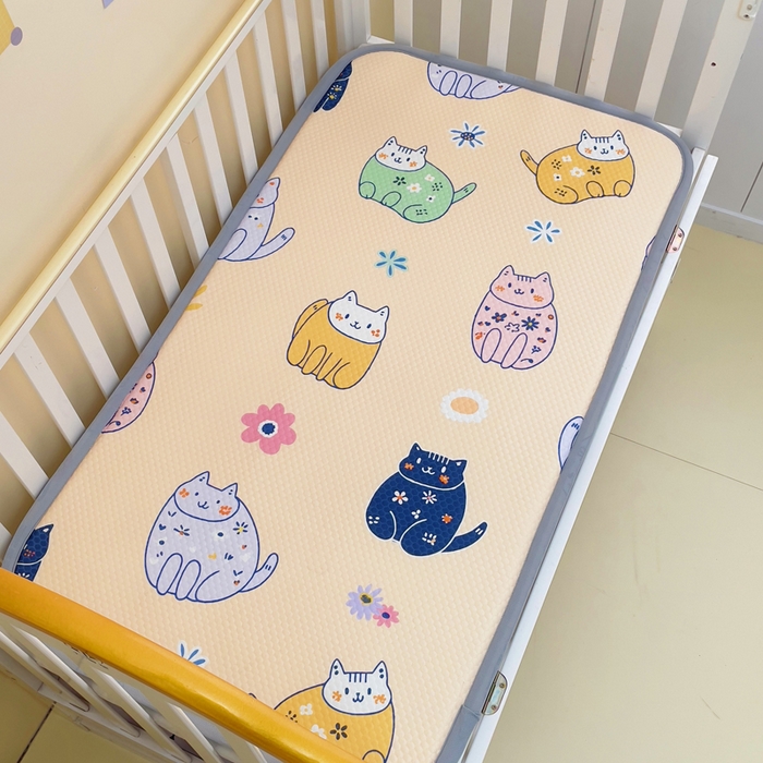 91家纺网 家纺一手货源 找家纺 小叮当家纺仓储工厂店 2025新款A版冰豆豆B版针织婴童双面两用床垫床褥 小猫