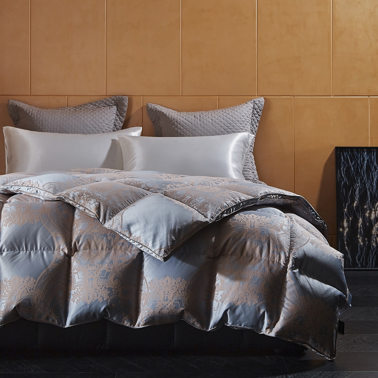 91家纺网 家纺一手货源 找家纺 暖羽屋羽绒馆 2025新款国标95鸭绒被子 婚庆羽绒被芯 双人冬被 加厚春秋被 保暖被 H凡尔赛纳