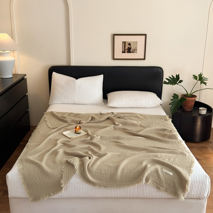 91家纺网 家纺一手货源 找家纺 小叮当家纺仓储工厂店 2025新款全棉纯棉四层纱皱皱流苏毯毛毯毯子 皱皱纱-羊驼色