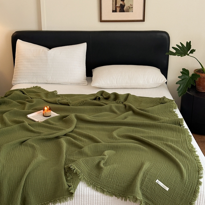 91家纺网 家纺一手货源 找家纺 小叮当家纺仓储工厂店 2025新款全棉纯棉四层纱皱皱流苏毯毛毯毯子 皱皱纱-橄榄绿