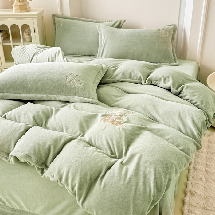 91家纺网 家纺一手货源 找家纺 （总）保罗圣迪奥 2025新款230克全消光牛奶绒四件套-如梦花期