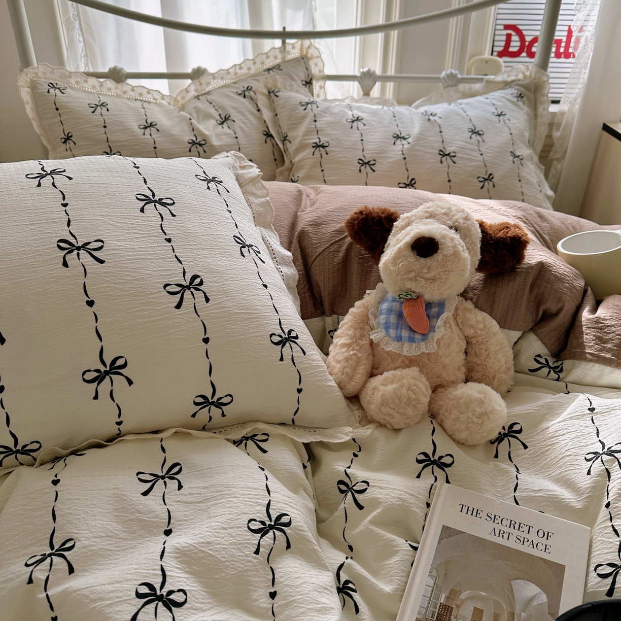 91家纺网 家纺一手货源 找家纺 柔享家（原芷澜家纺） 2025秋冬新款云感皱皱双层纱全棉镂空花边四件套 倾心