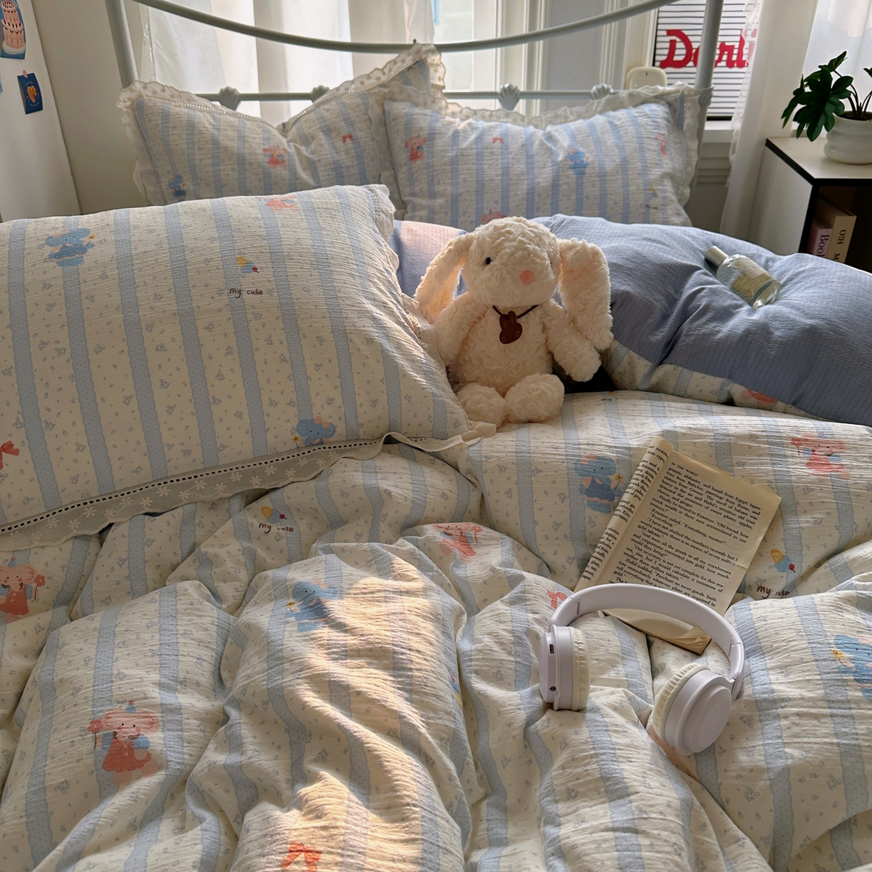 91家纺网 家纺一手货源 找家纺 柔享家（原芷澜家纺） 2025秋冬新款云感皱皱双层纱全棉镂空花边四件套 泡芙小象