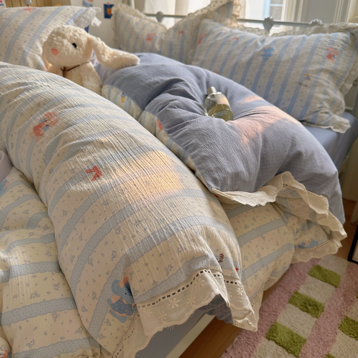 91家纺网 家纺一手货源 找家纺 柔享家（原芷澜家纺） 2025秋冬新款云感皱皱双层纱全棉镂空花边四件套 泡芙小象