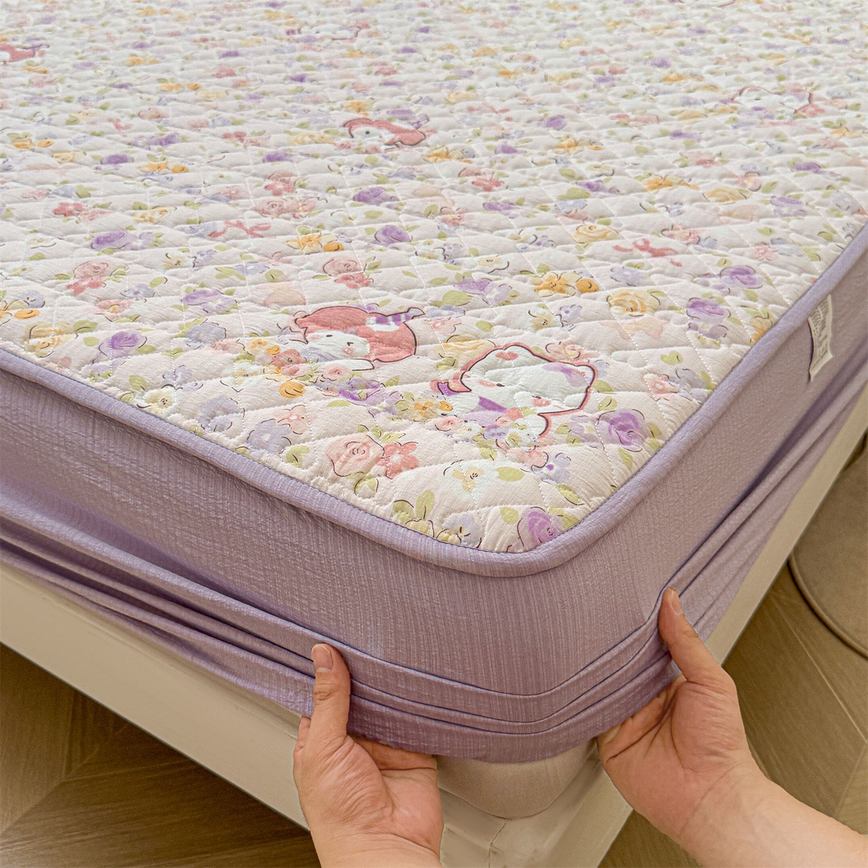 91家纺网 家纺一手货源 找家纺 雯豆家纺 2025新款复古风皱皱棉印花夹棉床笠三件套加厚床垫保护套 可爱TK