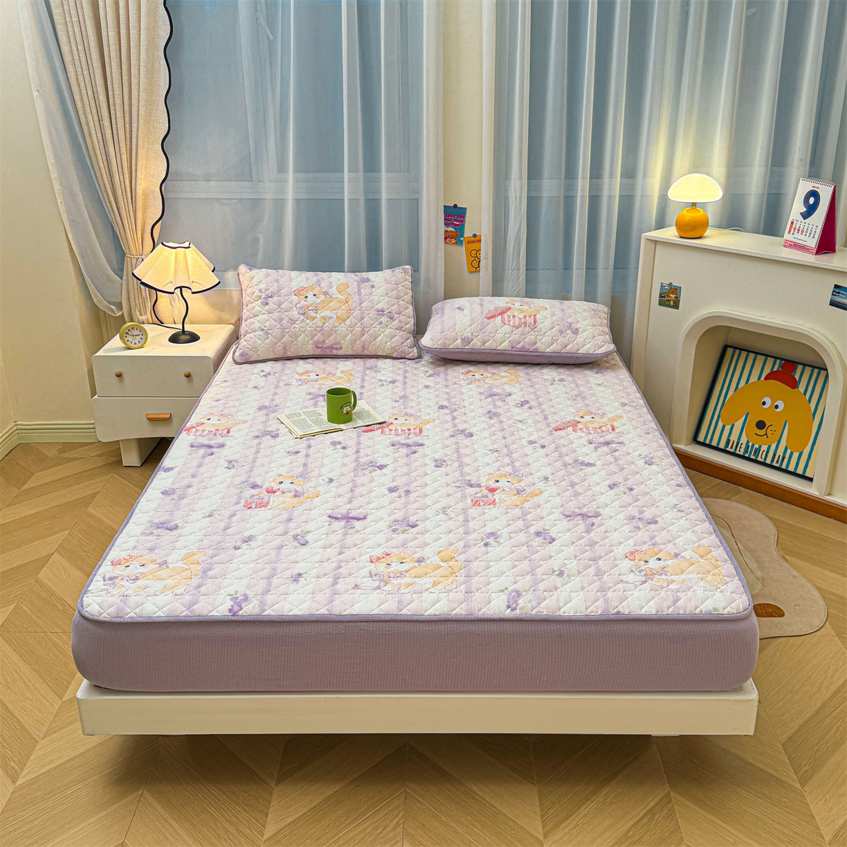 91家纺网 家纺一手货源 找家纺 雯豆家纺 2025新款复古风皱皱棉印花夹棉床笠三件套加厚床垫保护套 毛球团团