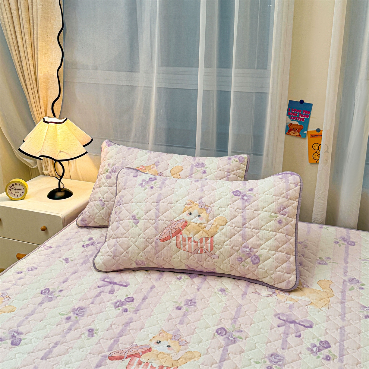 91家纺网 家纺一手货源 找家纺 雯豆家纺 2025新款复古风皱皱棉印花夹棉床笠三件套加厚床垫保护套 毛球团团