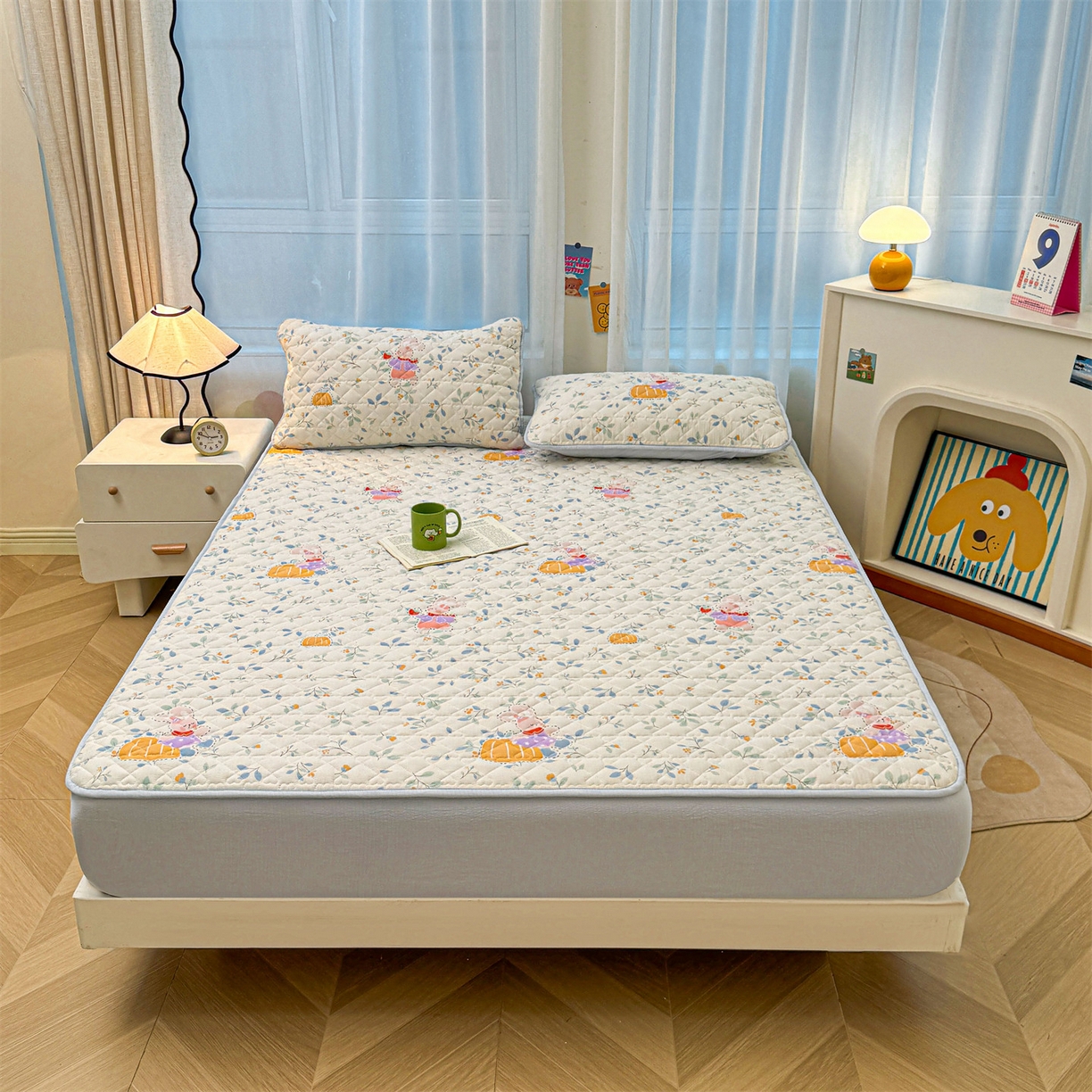 91家纺网 家纺一手货源 找家纺 雯豆家纺 2025新款复古风皱皱棉印花夹棉床笠三件套加厚床垫保护套 小苍兰