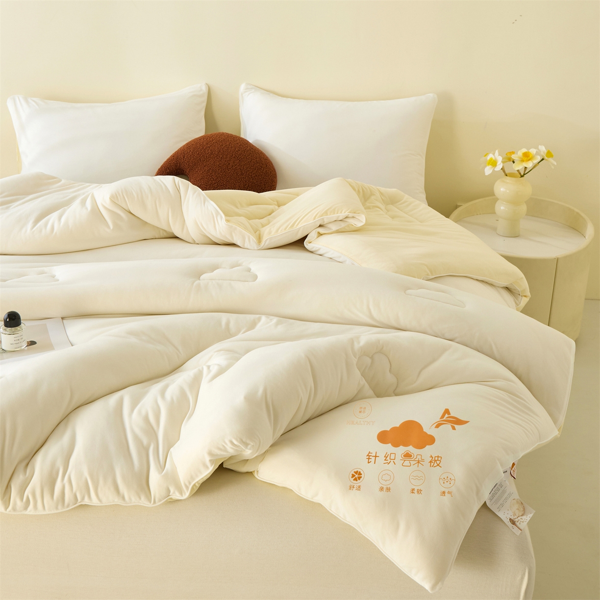 91家纺网 家纺一手货源 找家纺 小叮当家纺仓储工厂店 2025新款A类针织棉大豆被系列被子被芯春秋被冬被 云朵棉-奶昔白