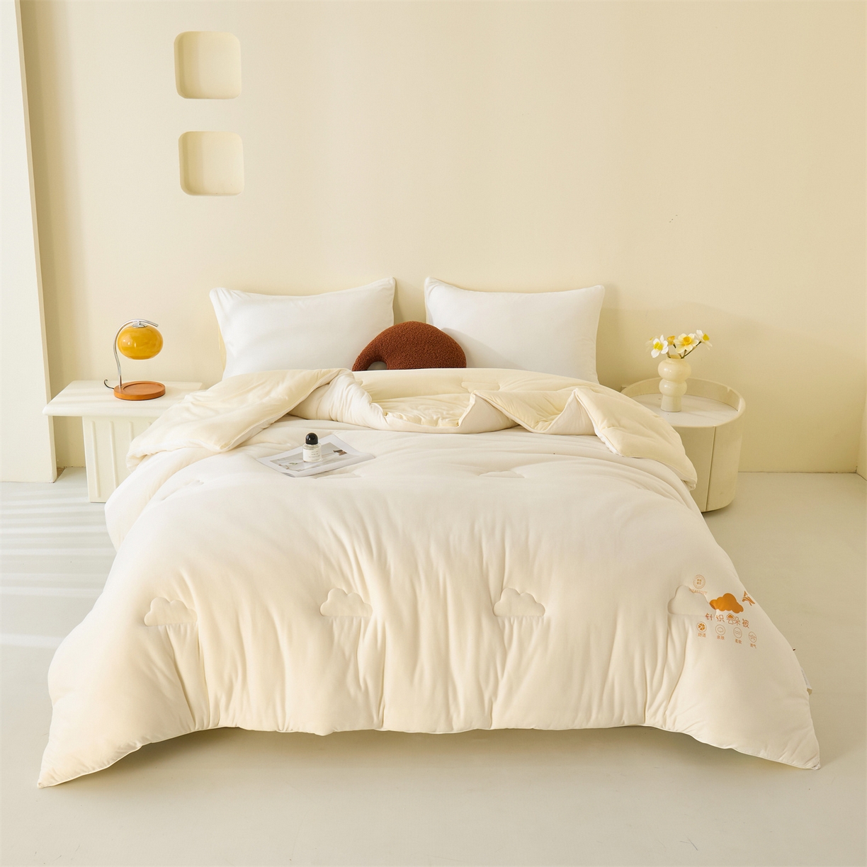 91家纺网 家纺一手货源 找家纺 小叮当家纺仓储工厂店 2025新款A类针织棉大豆被系列被子被芯春秋被冬被 云朵棉-奶昔白