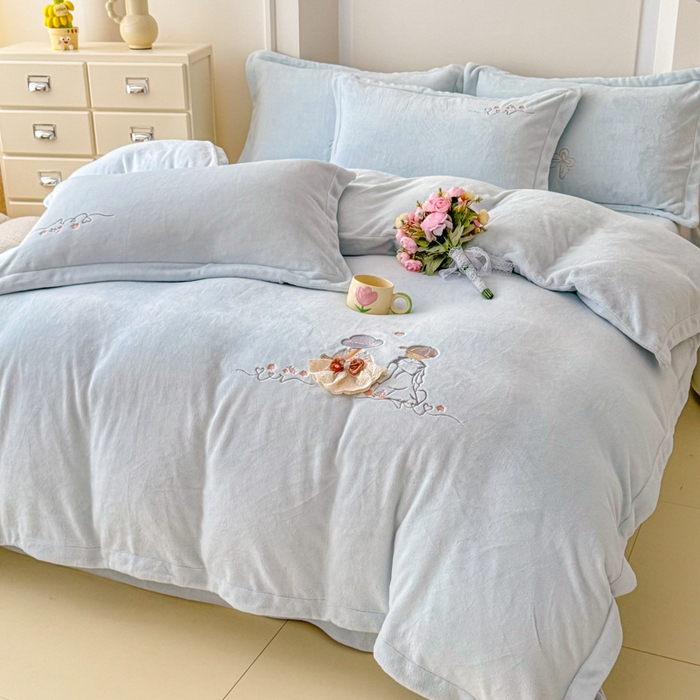 91家纺网 家纺一手货源 找家纺 （总）保罗圣迪奥 2025新款250克全消光牛奶绒四件套-安妮