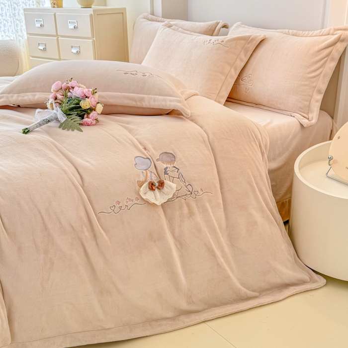 91家纺网 家纺一手货源 找家纺 保罗圣迪奥 2025新款250克全消光牛奶绒四件套-安妮 安妮-卡其