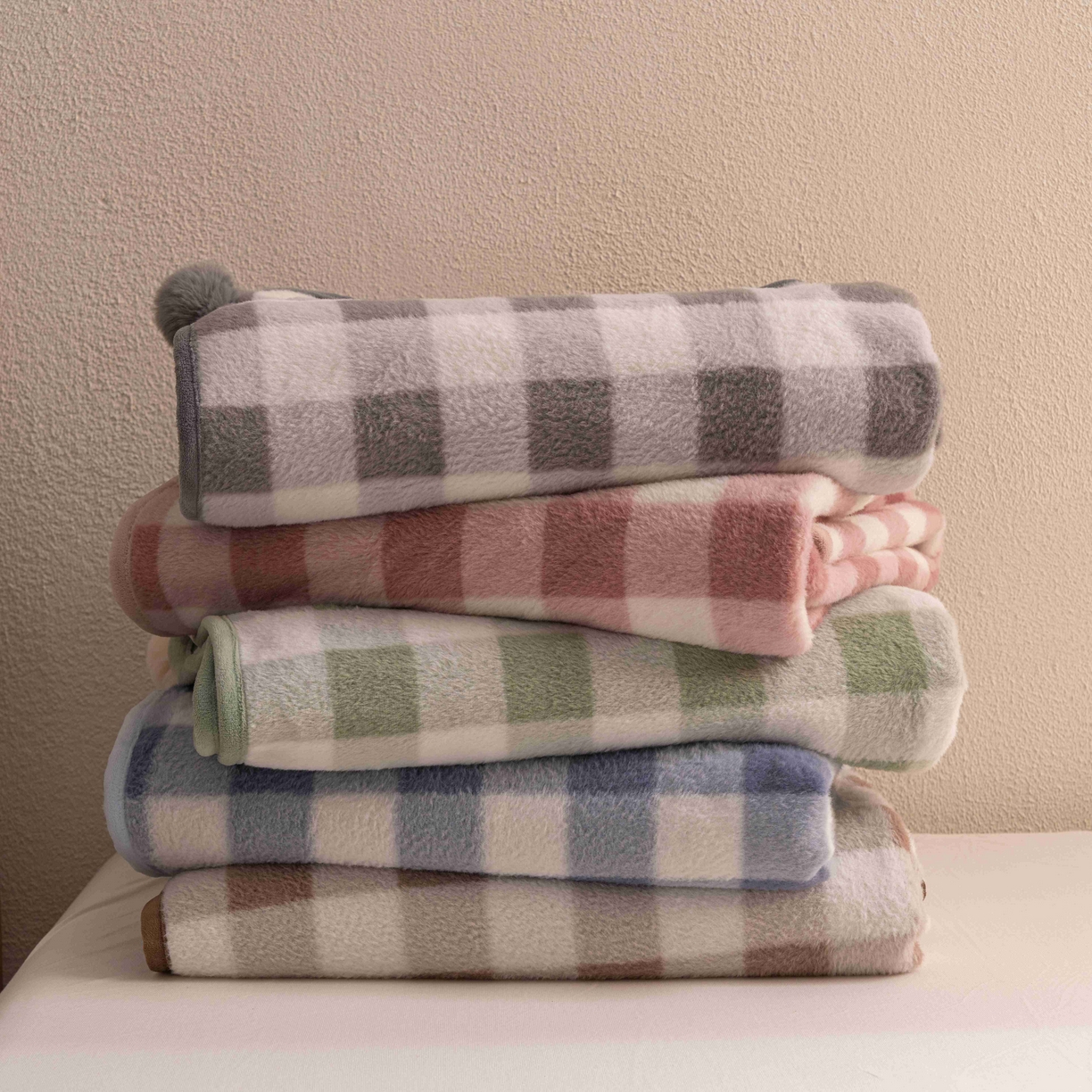 91家纺网 家纺一手货源 找家纺 （总）寐居家纺 2025新款羊圈绒双层复合毛毯毯子