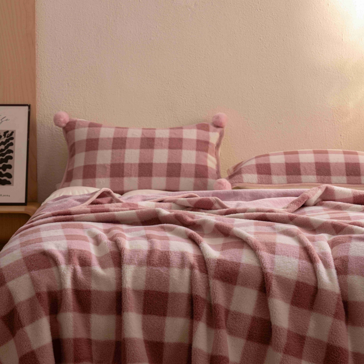 91家纺网 家纺一手货源 找家纺 寐居家纺 2025新款羊圈绒双层复合毛毯毯子 方格-豆沙红