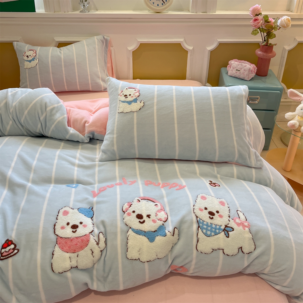 91家纺网 家纺一手货源 找家纺 （总）星座家纺 2025新款A类卡通200g牛奶绒毛巾绣四件套