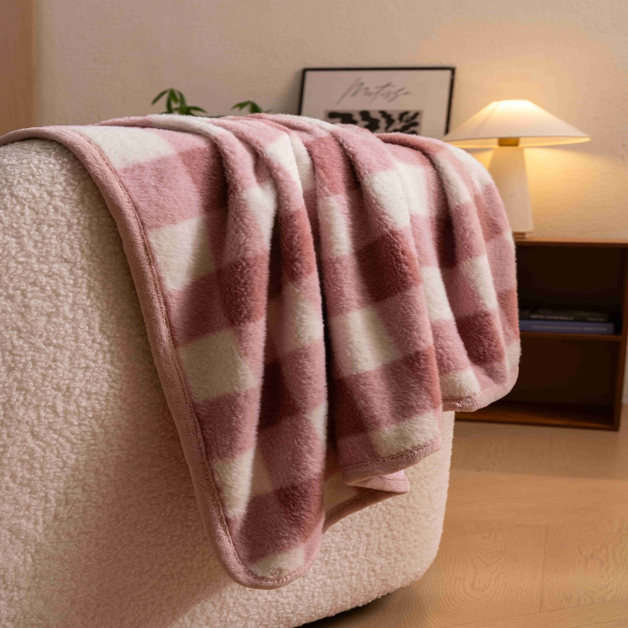 91家纺网 家纺一手货源 找家纺 寐居家纺 2025新款羊圈绒双层复合毛毯毯子 方格-豆沙红