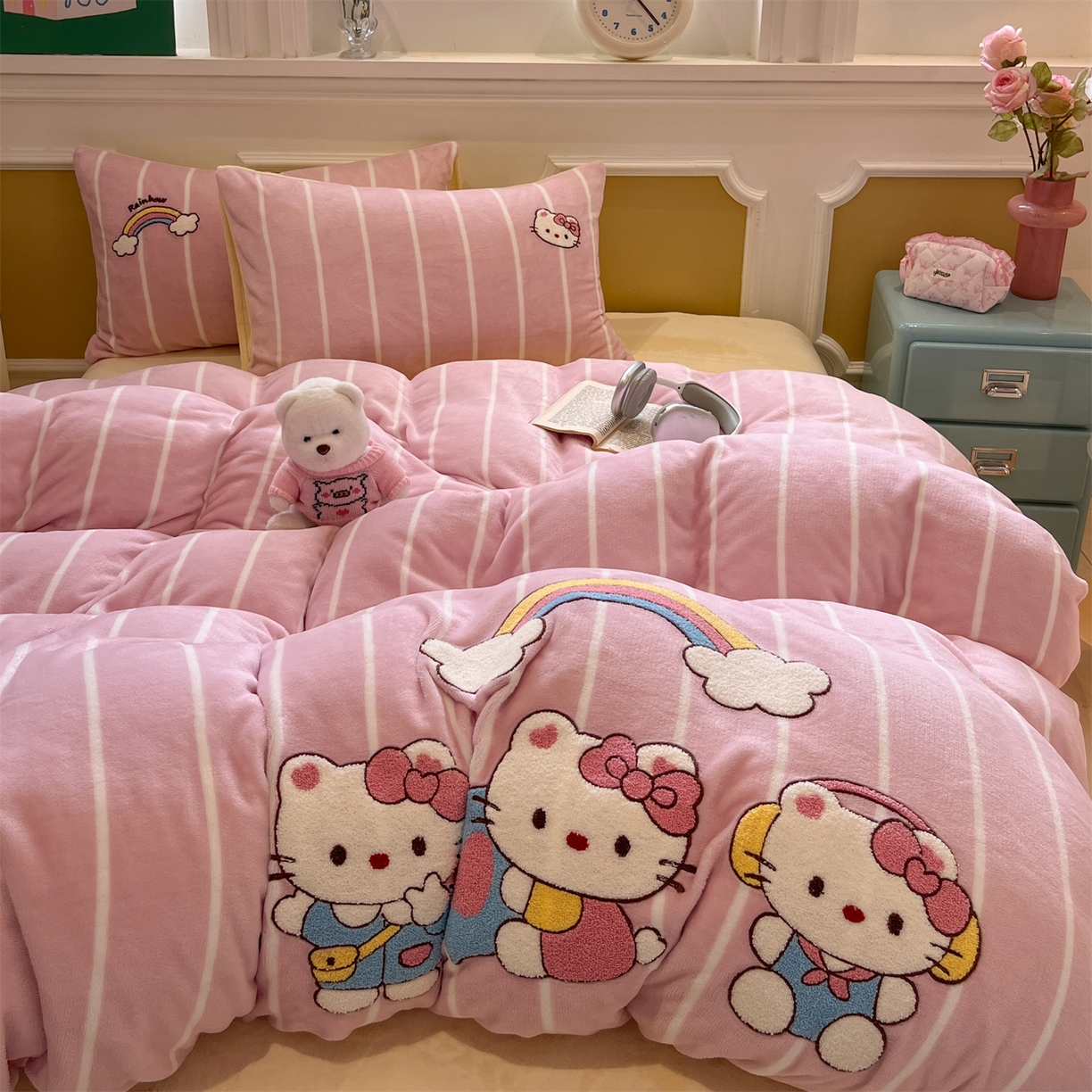 91家纺网 家纺一手货源 找家纺 （总）星座家纺 2025新款A类卡通200g牛奶绒毛巾绣四件套