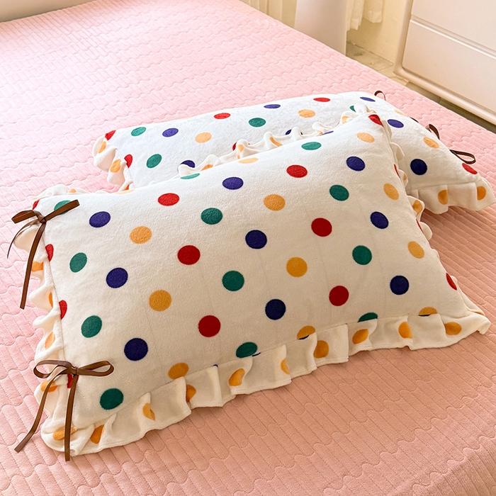 91家纺网 家纺一手货源 找家纺 韩约家纺 2025新款韩式蝴蝶结牛奶绒床盖款四件套 彩色波点