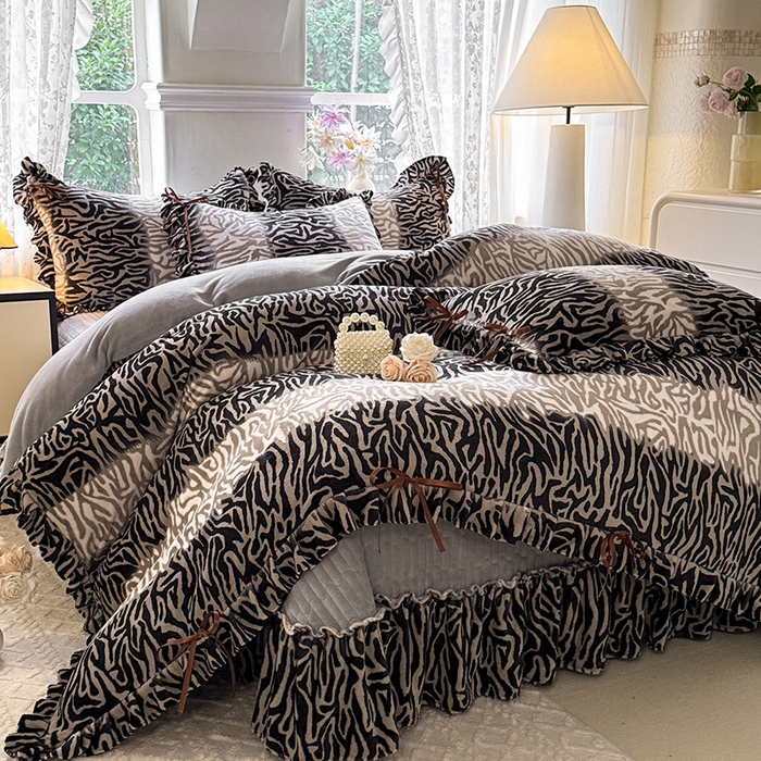 91家纺网 家纺一手货源 找家纺 （总）韩约家纺 2025新款韩式蝴蝶结牛奶绒床盖款四件套