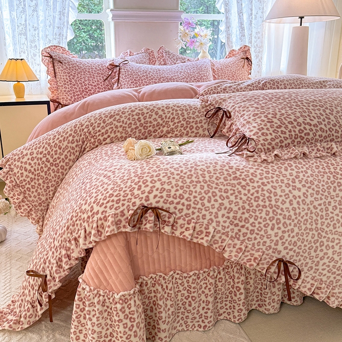 91家纺网 家纺一手货源 找家纺 （总）韩约家纺 2025新款韩式蝴蝶结牛奶绒床盖款四件套