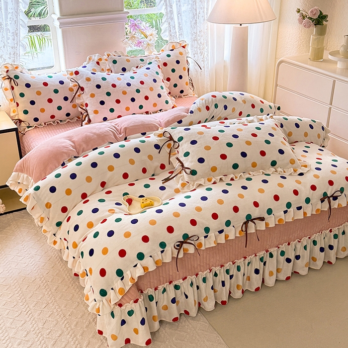 91家纺网 家纺一手货源 找家纺 韩约家纺 2025新款韩式蝴蝶结牛奶绒床盖款四件套 彩色波点