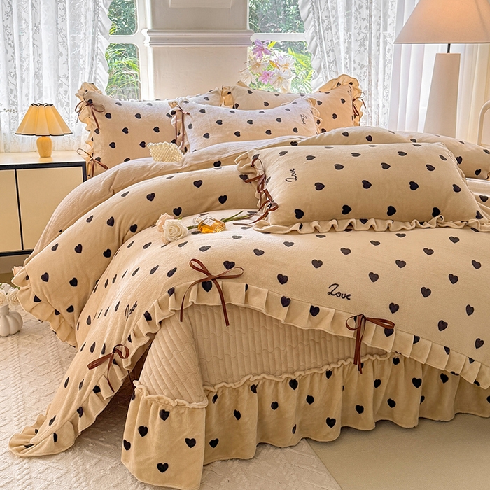 91家纺网 家纺一手货源 找家纺 韩约家纺 2025新款韩式蝴蝶结牛奶绒床盖款四件套 可心