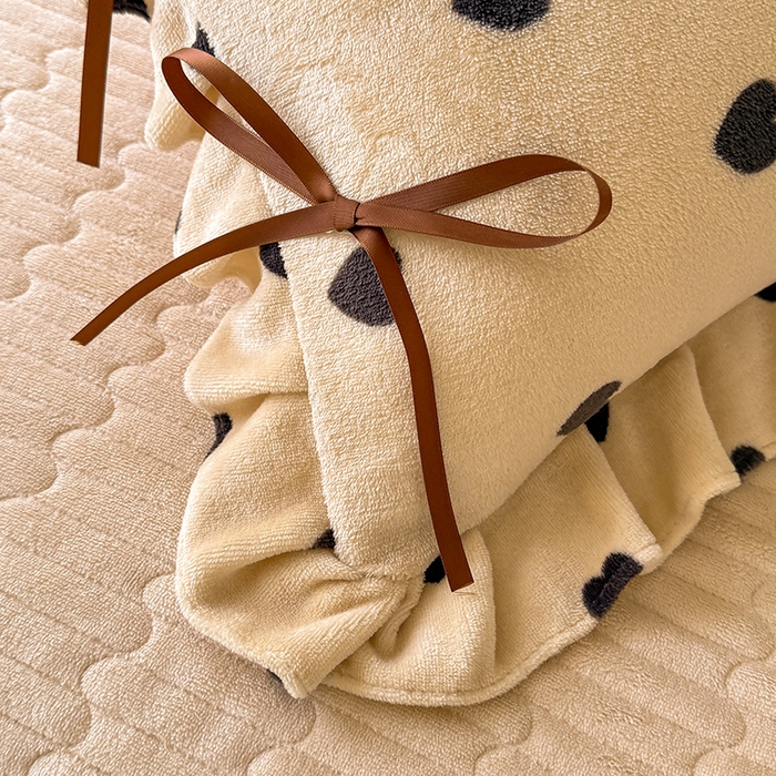 91家纺网 家纺一手货源 找家纺 韩约家纺 2025新款韩式蝴蝶结牛奶绒床盖款四件套 可心