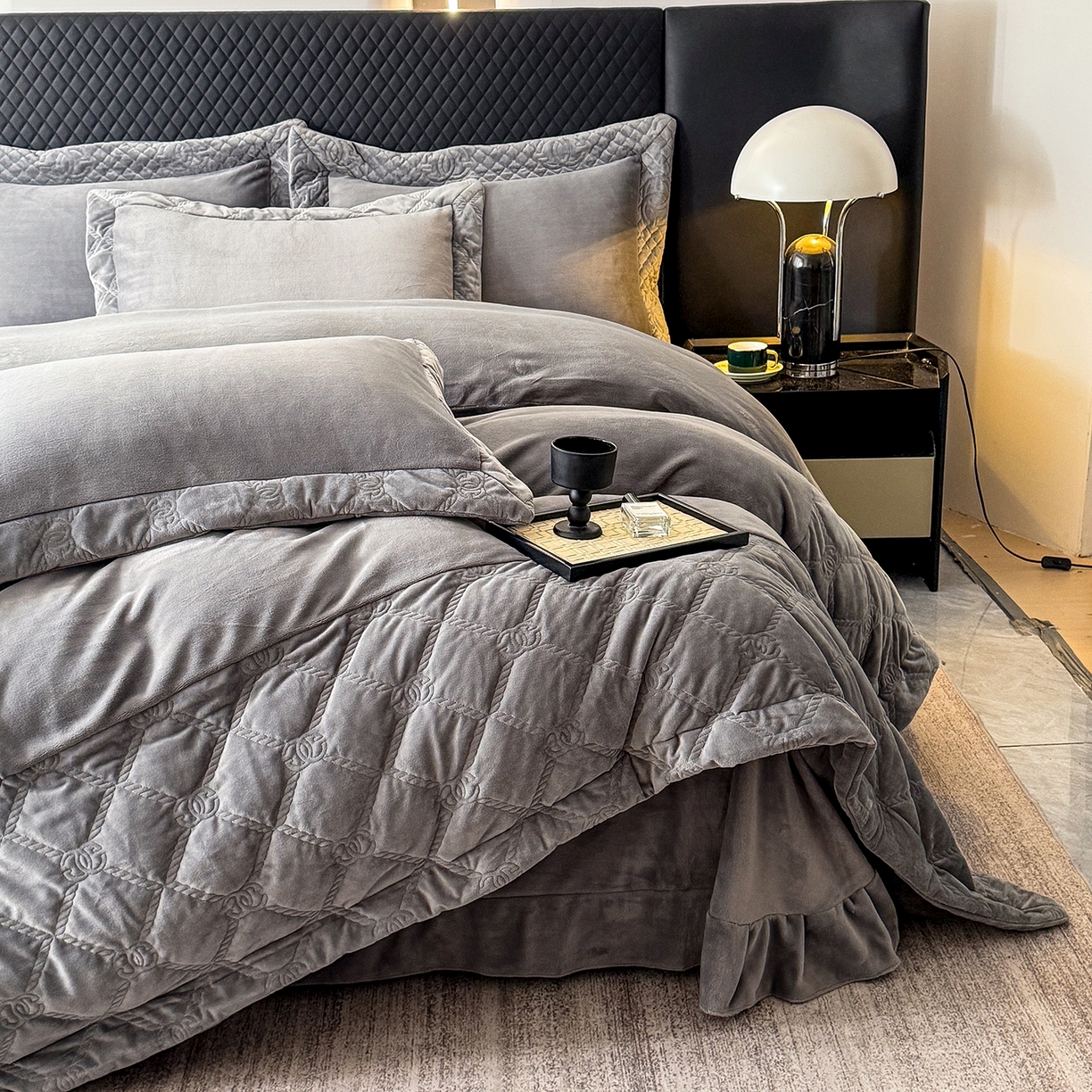 91家纺网 家纺一手货源 找家纺 保罗圣迪奥 2025新款250克全消光抗绣工艺四件套-沐凡系列二 深灰