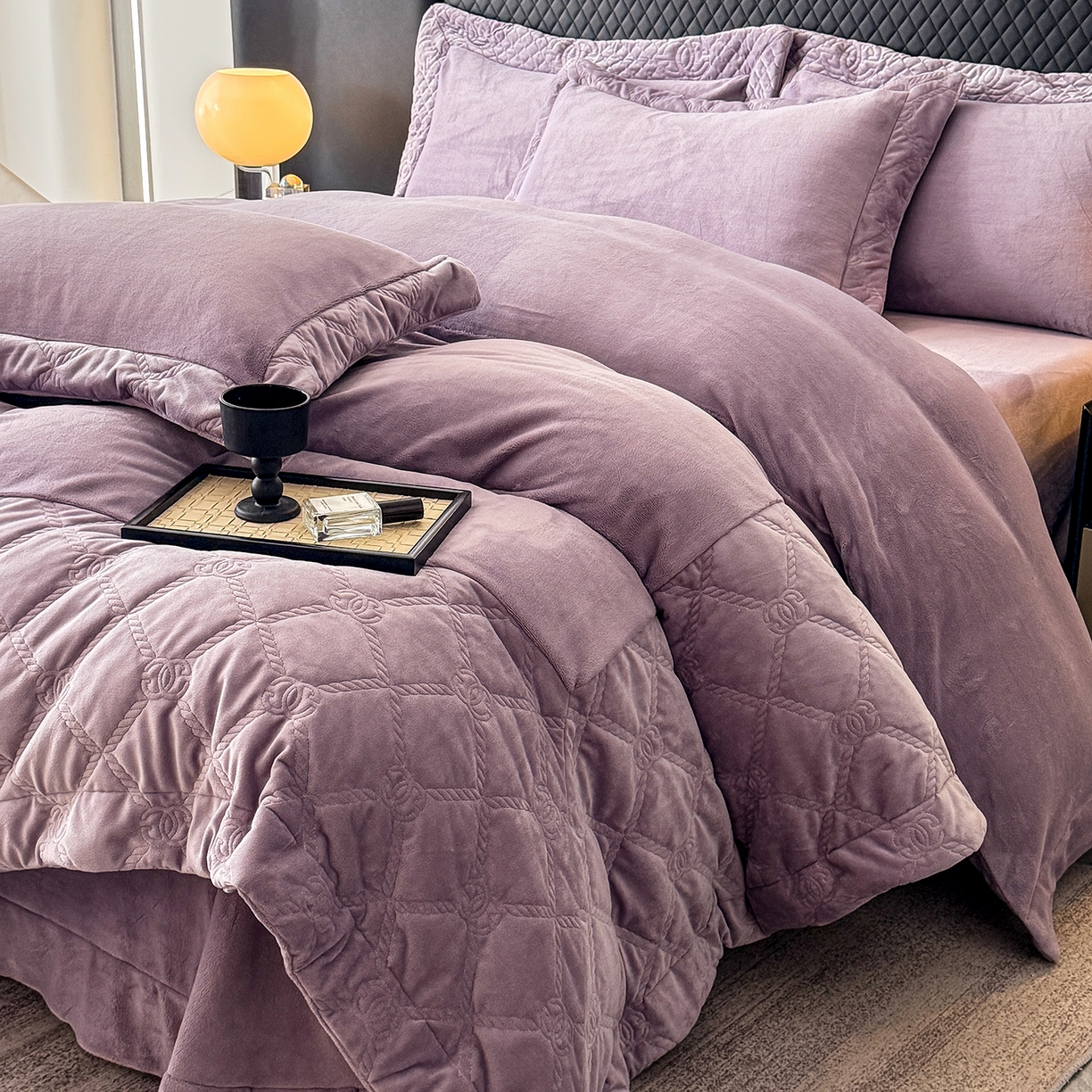 91家纺网 家纺一手货源 找家纺 保罗圣迪奥 2025新款250克全消光抗绣工艺四件套-沐凡系列二 紫色