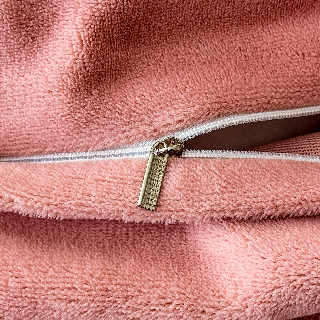 91家纺网 家纺一手货源 找家纺 保罗圣迪奥 2025新款250克全消光抗绣工艺四件套-沐凡系列二 豆沙