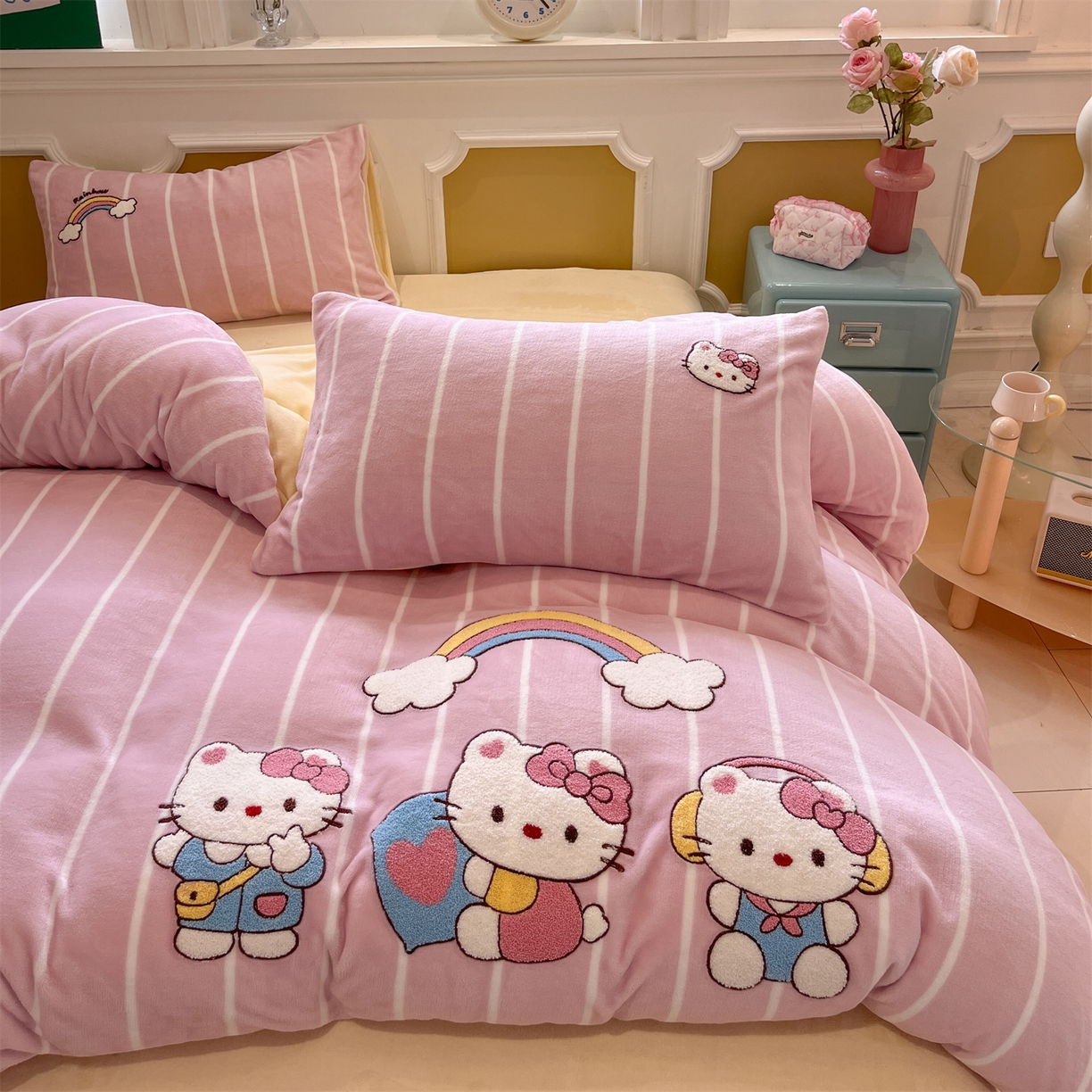 91家纺网 家纺一手货源 找家纺 星座家纺 2025新款A类卡通200g牛奶绒毛巾绣四件套 彩虹梦乡