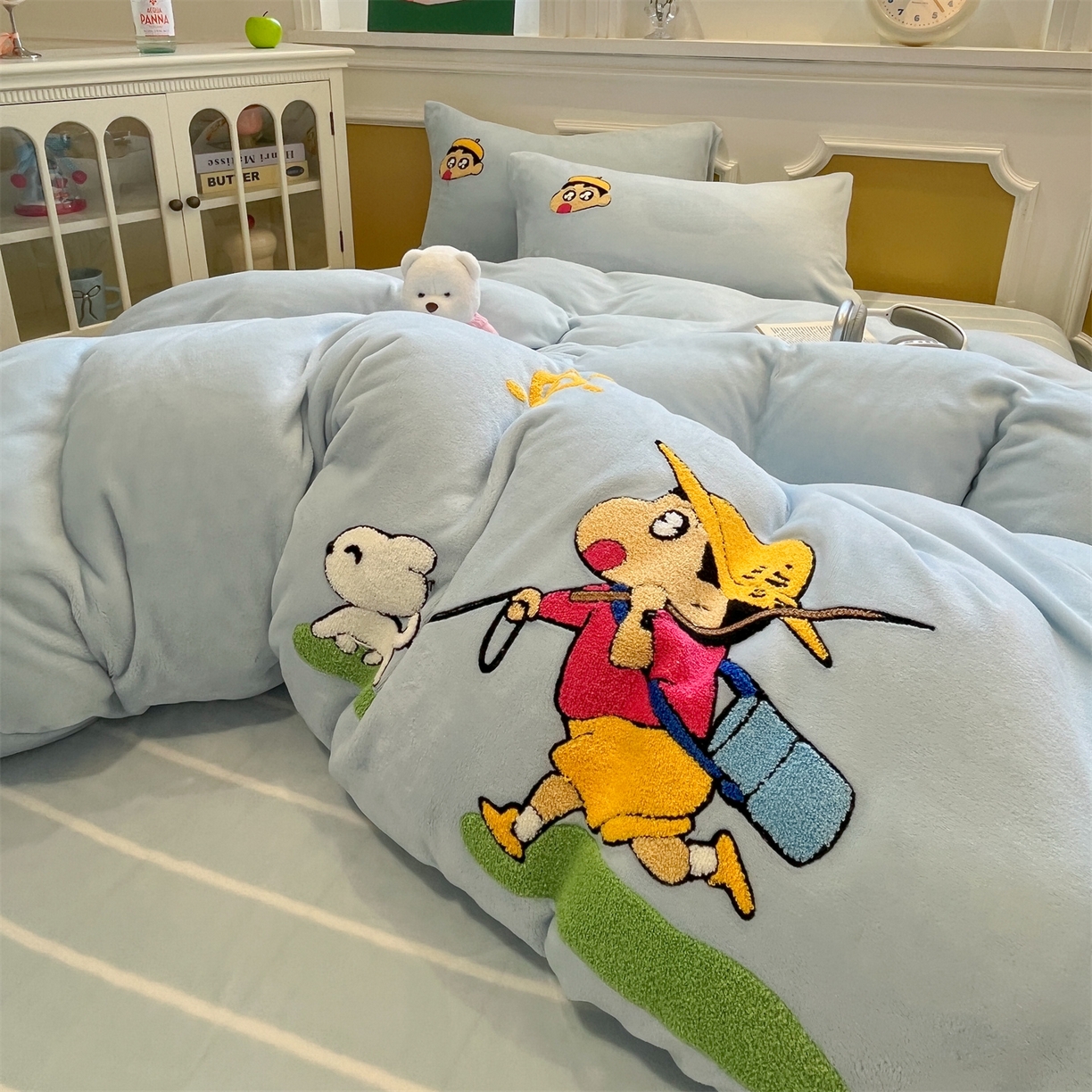 91家纺网 家纺一手货源 找家纺 星座家纺 2025新款A类卡通200g牛奶绒毛巾绣四件套 春日漫游