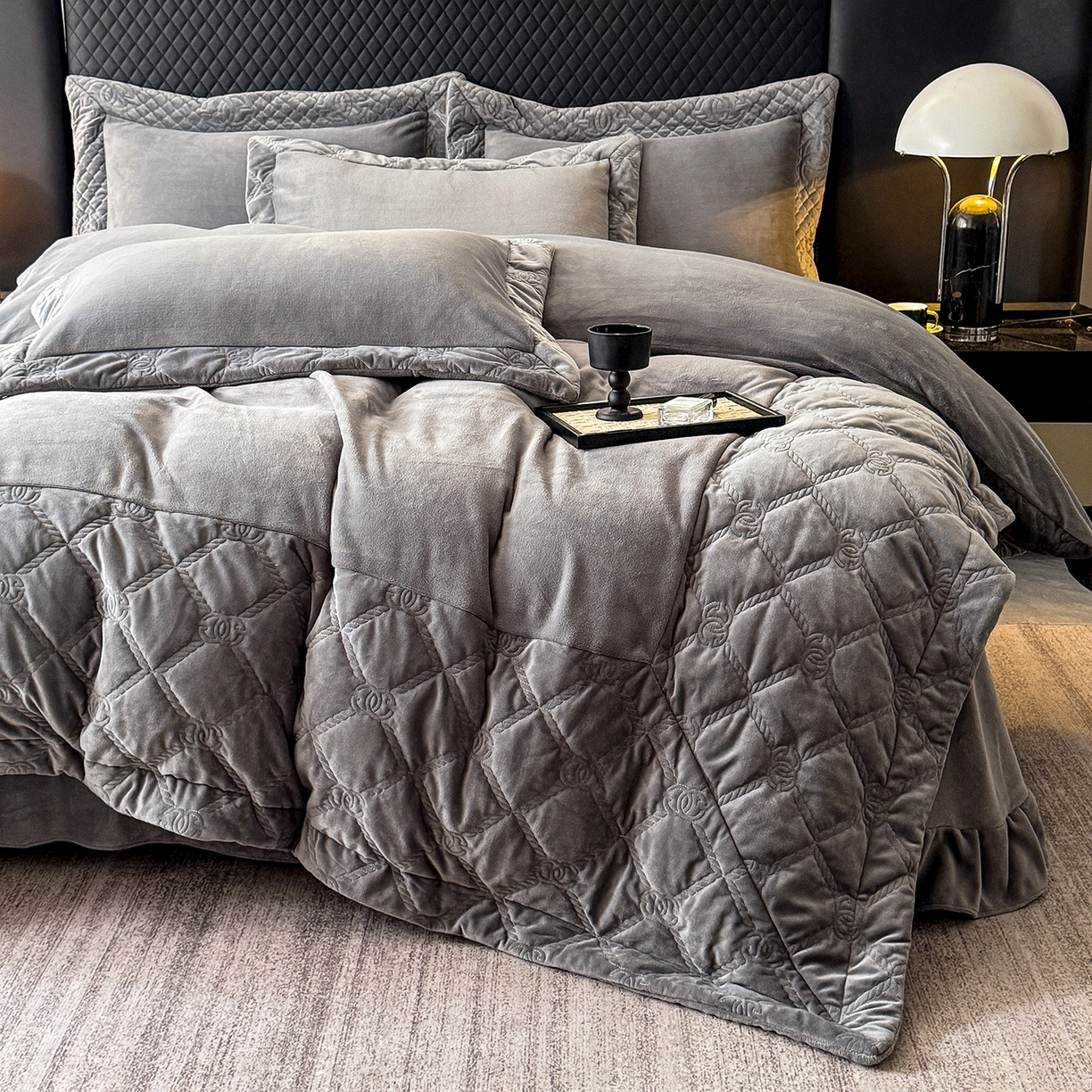 91家纺网 家纺一手货源 找家纺 保罗圣迪奥 2025新款250克全消光抗绣工艺四件套-沐凡系列二 深灰