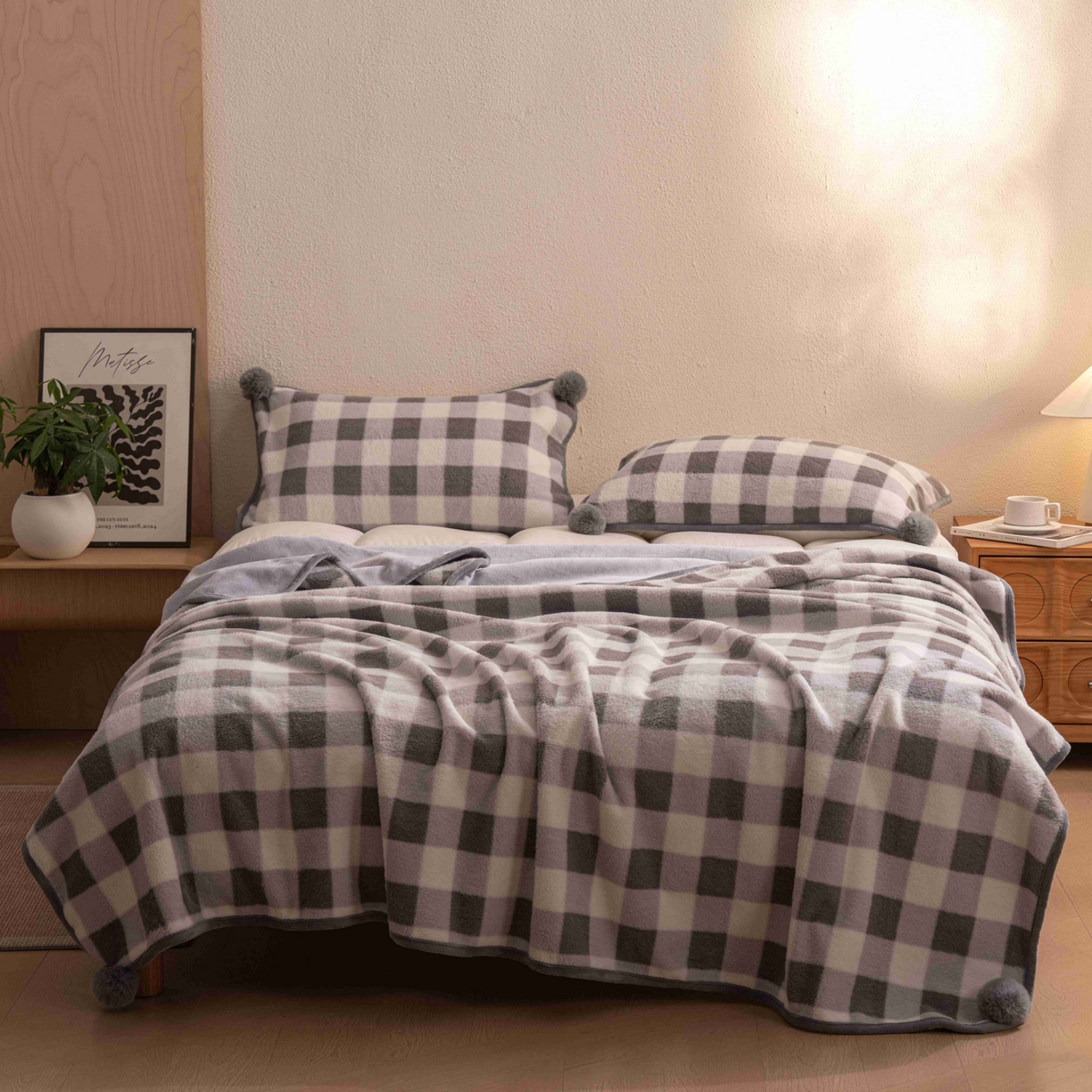 91家纺网 家纺一手货源 找家纺 寐居家纺 2025新款羊圈绒双层复合毛毯毯子 方格-灰