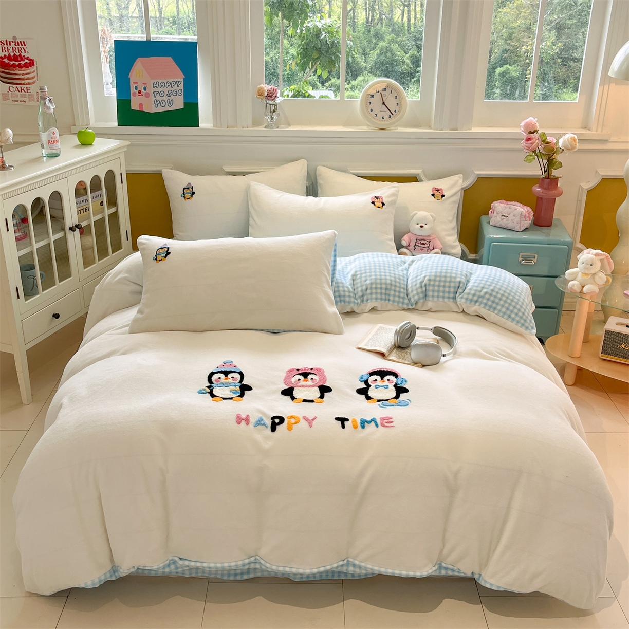 91家纺网 家纺一手货源 找家纺 星座家纺 2025新款A类卡通200g牛奶绒毛巾绣四件套 企鹅伙伴