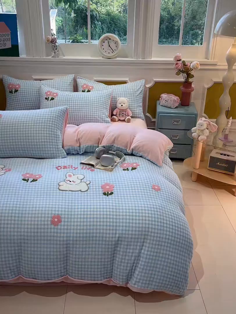 91家纺网 家纺一手货源 找家纺 星座家纺 2025新款A类卡通200g牛奶绒毛巾绣四件套 小兔花漾