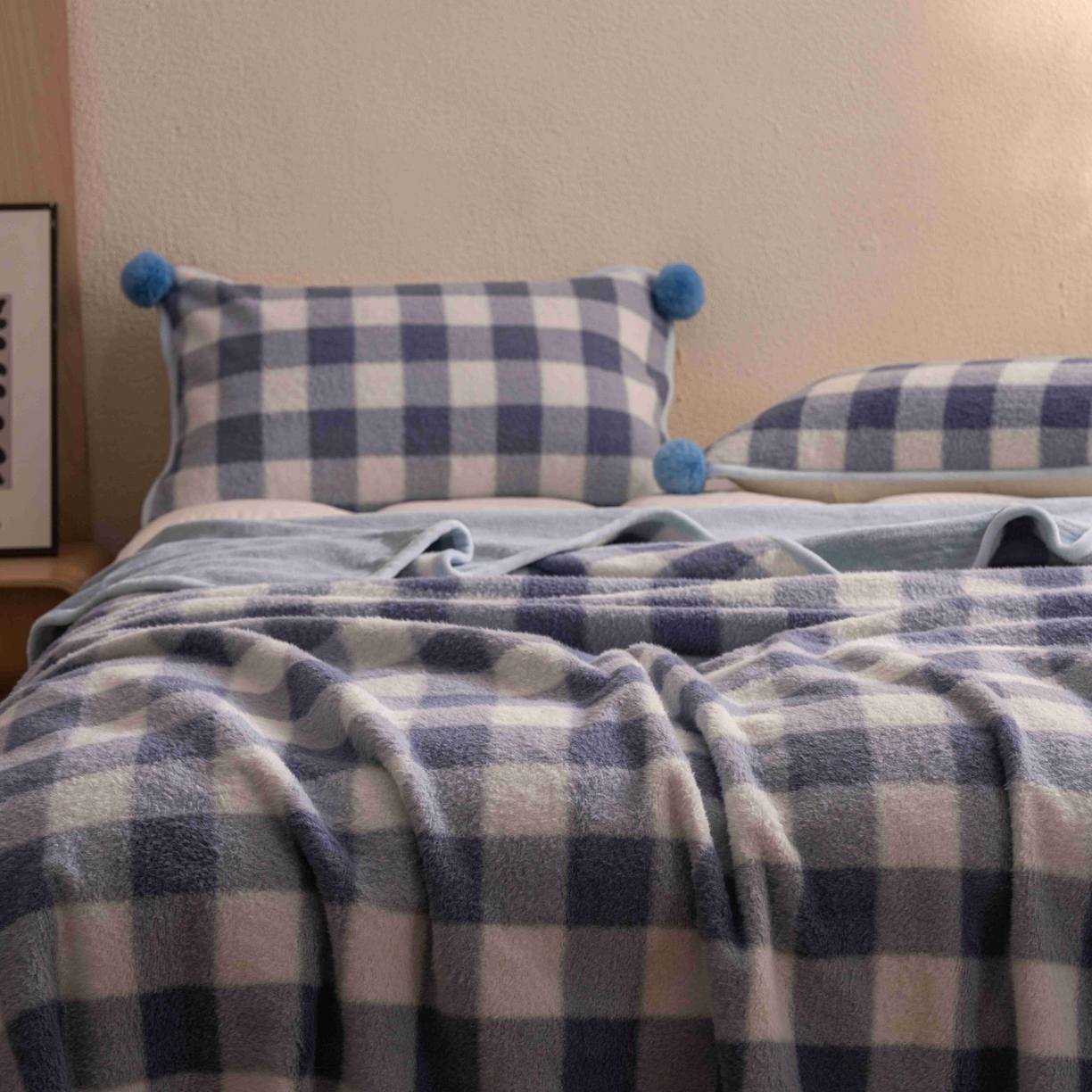 91家纺网 家纺一手货源 找家纺 寐居家纺 2025新款羊圈绒双层复合毛毯毯子 方格-蓝