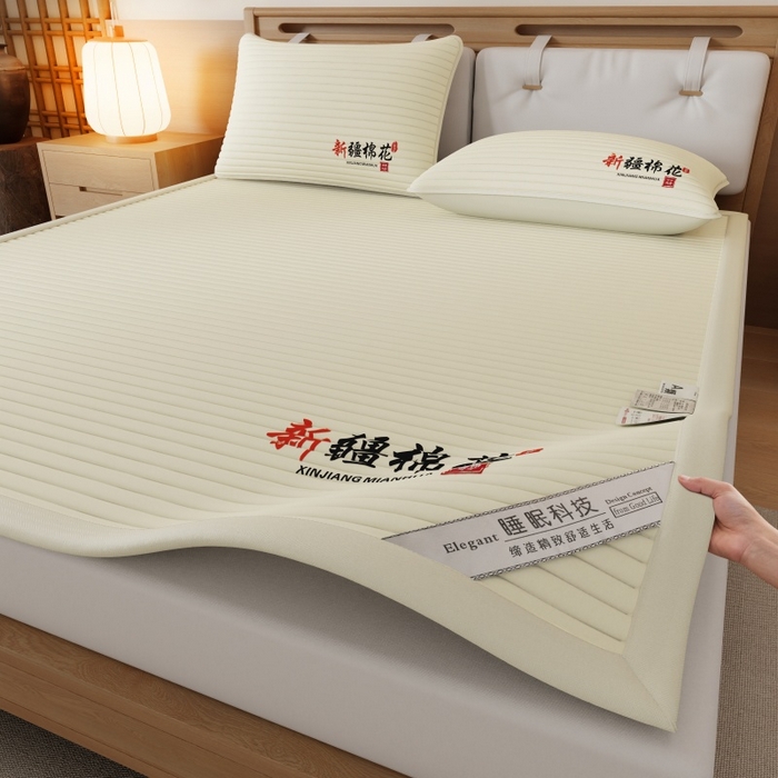 91家纺网 家纺一手货源 找家纺 缔莱（十三铭）被业 2025新款A类新疆水洗棉花床垫床护垫 新疆棉花软垫-米色