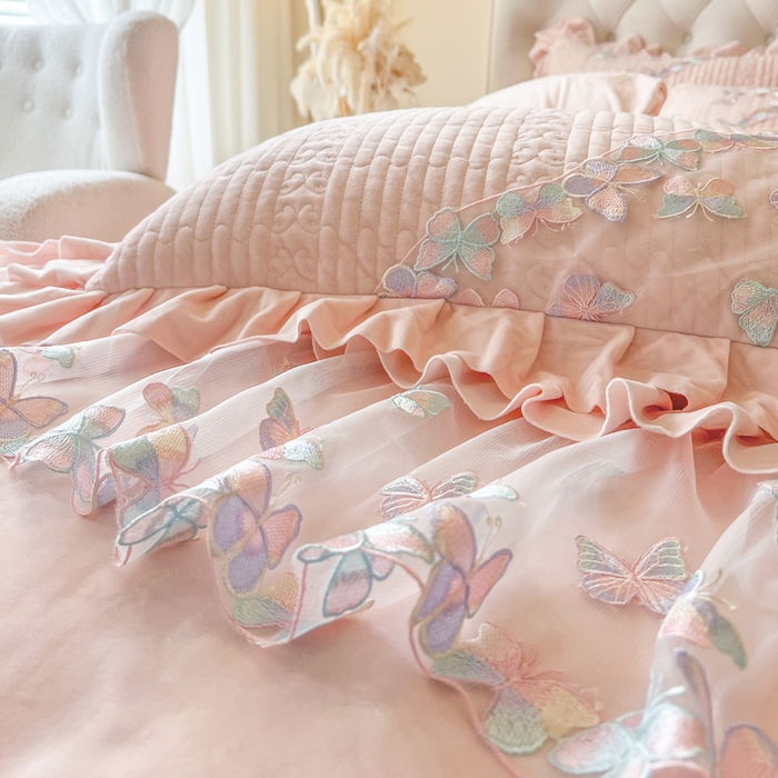 91家纺网 家纺一手货源 找家纺 （总）瑞宝 2025新款宝宝绒重工刺绣花边床裙四件套-梦蝶（控价 318起）