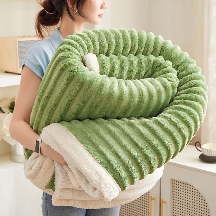 91家纺网 家纺一手货源 找家纺 （总）楼兰公主毛毯专供 2025新款大抽条+羊羔绒绒毯盖毯毯子