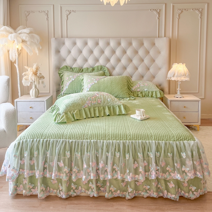 91家纺网 家纺一手货源 找家纺 （总）瑞宝 2025新款宝宝绒重工刺绣花边床裙床裙单件单床裙床裙三件套-梦蝶