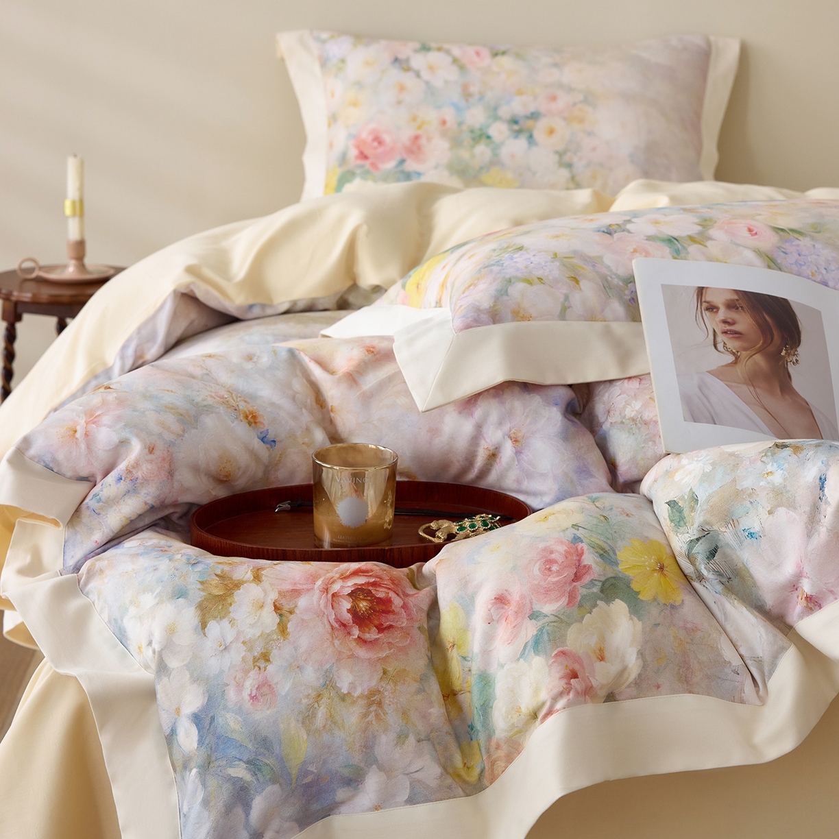 91家纺网 家纺一手货源 找家纺 （总）寐居家纺 2025新款100支全棉纯棉贡缎磨毛数码印花工艺款四件套-花涧谣