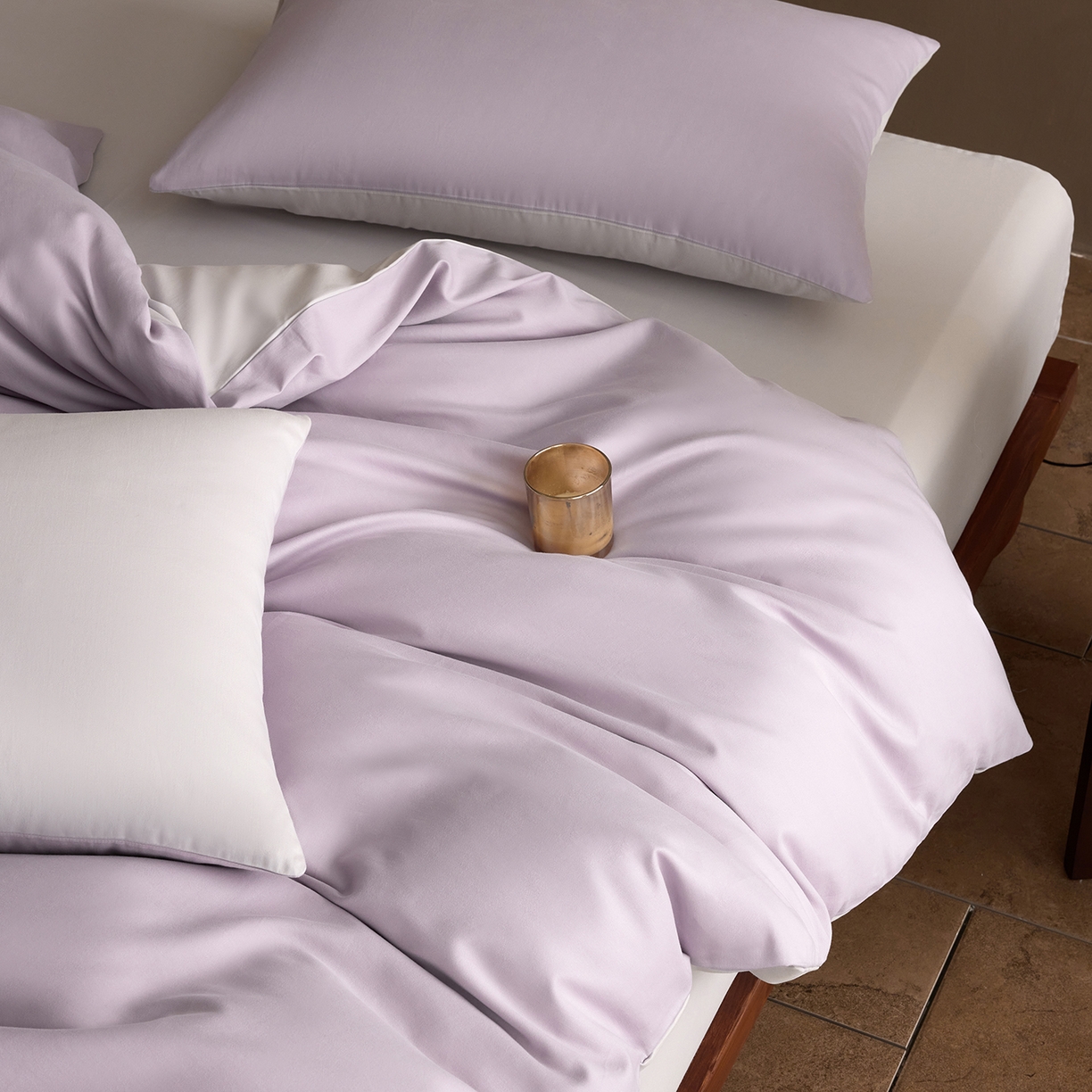 91家纺网 家纺一手货源 找家纺 寐居家纺 2025新款A类100支全棉贡缎磨毛纯色双拼四件套-熙梦 熙梦-鸢尾紫