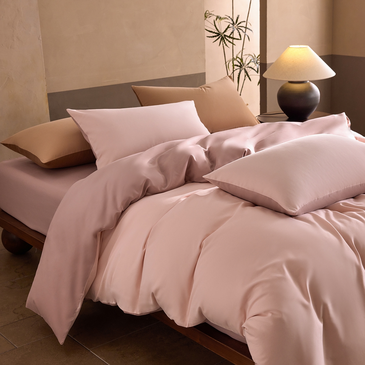 91家纺网 家纺一手货源 找家纺 寐居家纺 2025新款A类100支全棉贡缎磨毛纯色双拼四件套-熙梦 煦梦-蕊粉