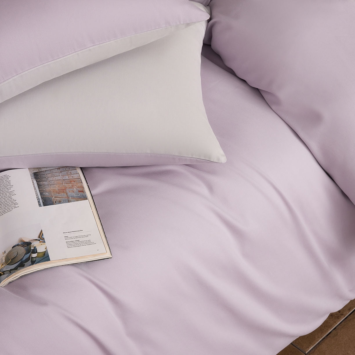 91家纺网 家纺一手货源 找家纺 寐居家纺 2025新款A类100支全棉贡缎磨毛纯色双拼四件套-熙梦 熙梦-鸢尾紫